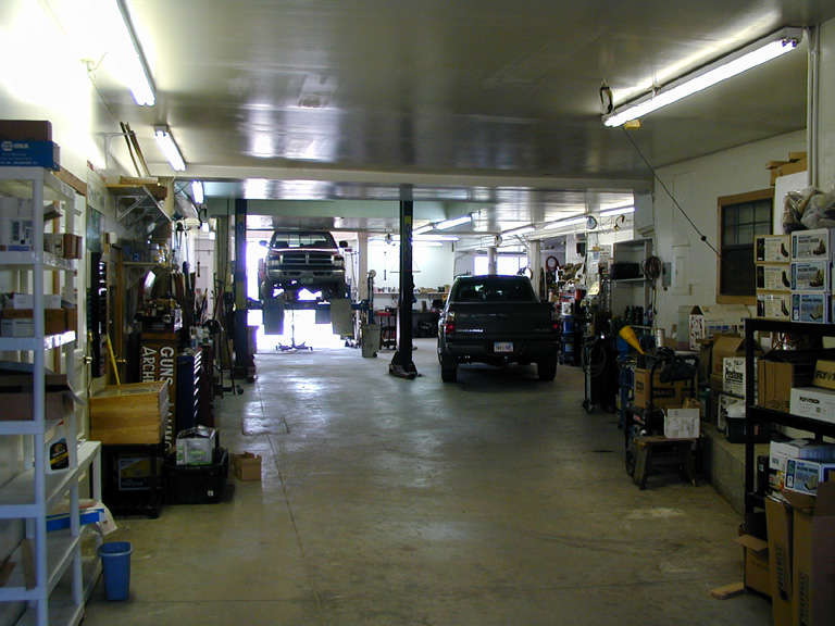 Clean and Well Organized Repair Area..........