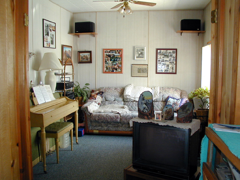 1200 square feet of living quarters.............